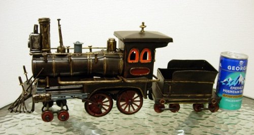 Amazon | ブリキのおもちゃ 蒸気機関車（SL） | プラモデル 通販